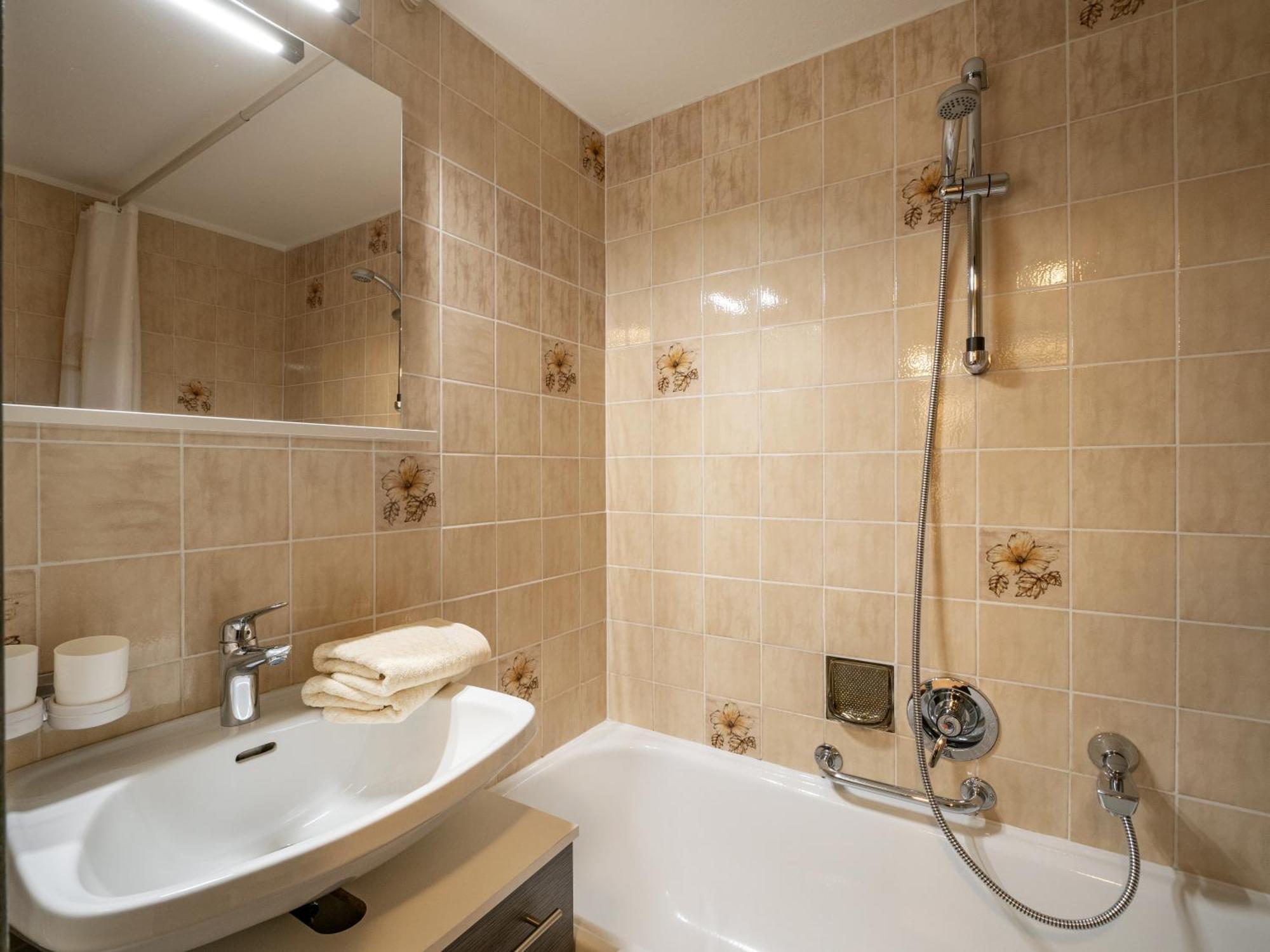 Apartment-Pension Schmiedererhof St. Johann in Tirol Exterior foto